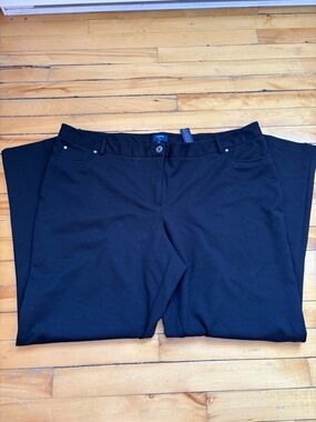 NWOT Reitmans Plus Black Trousers - Size 20